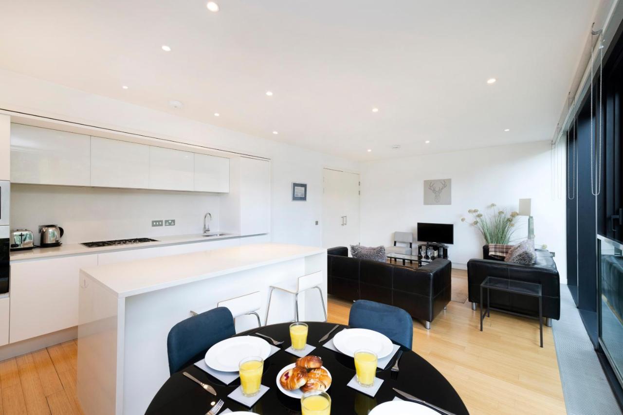 Altido Elegant Flat Near The Meadows With Parking EDI Exterior photo