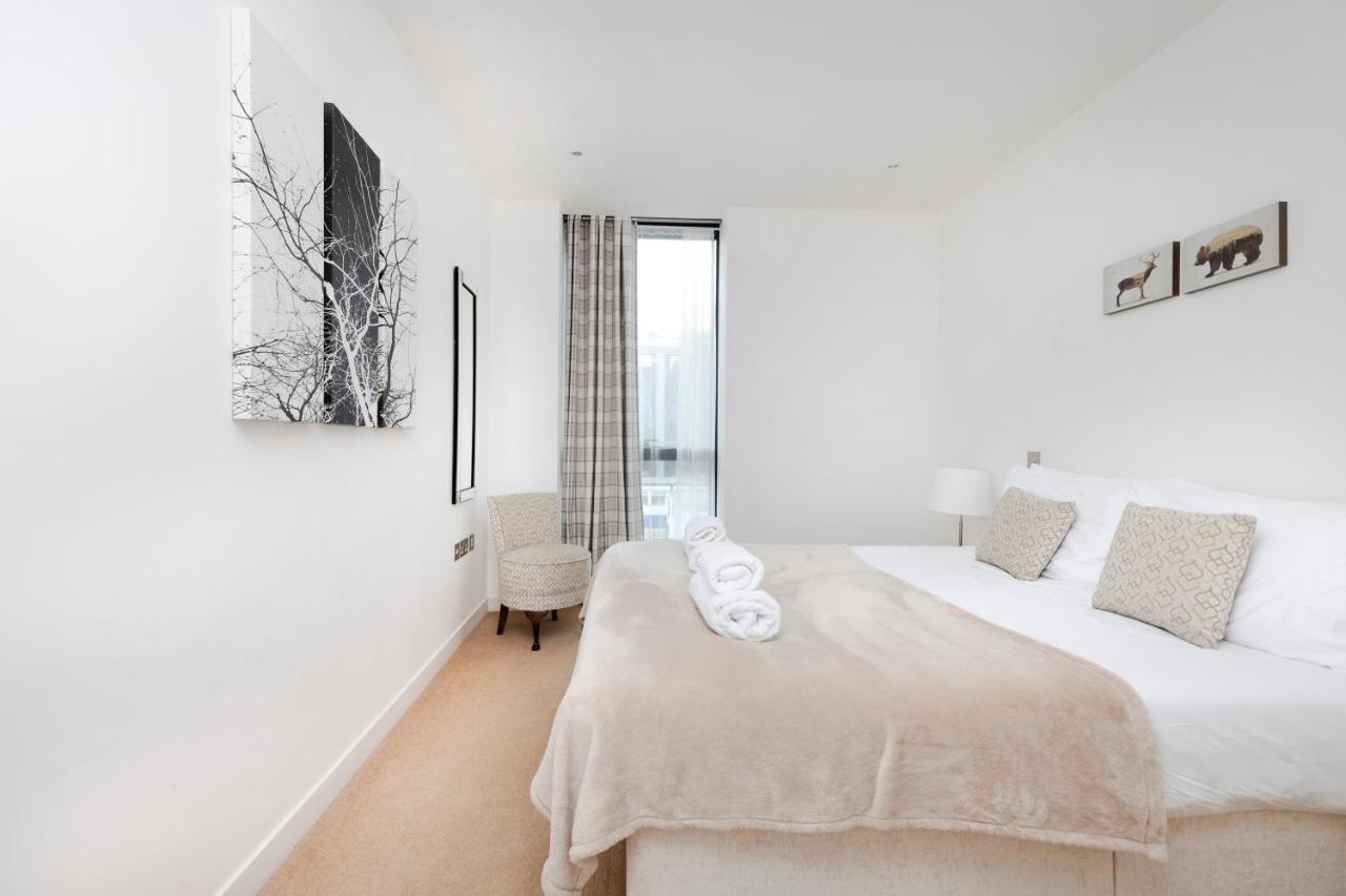 Altido Elegant Flat Near The Meadows With Parking EDI Exterior photo