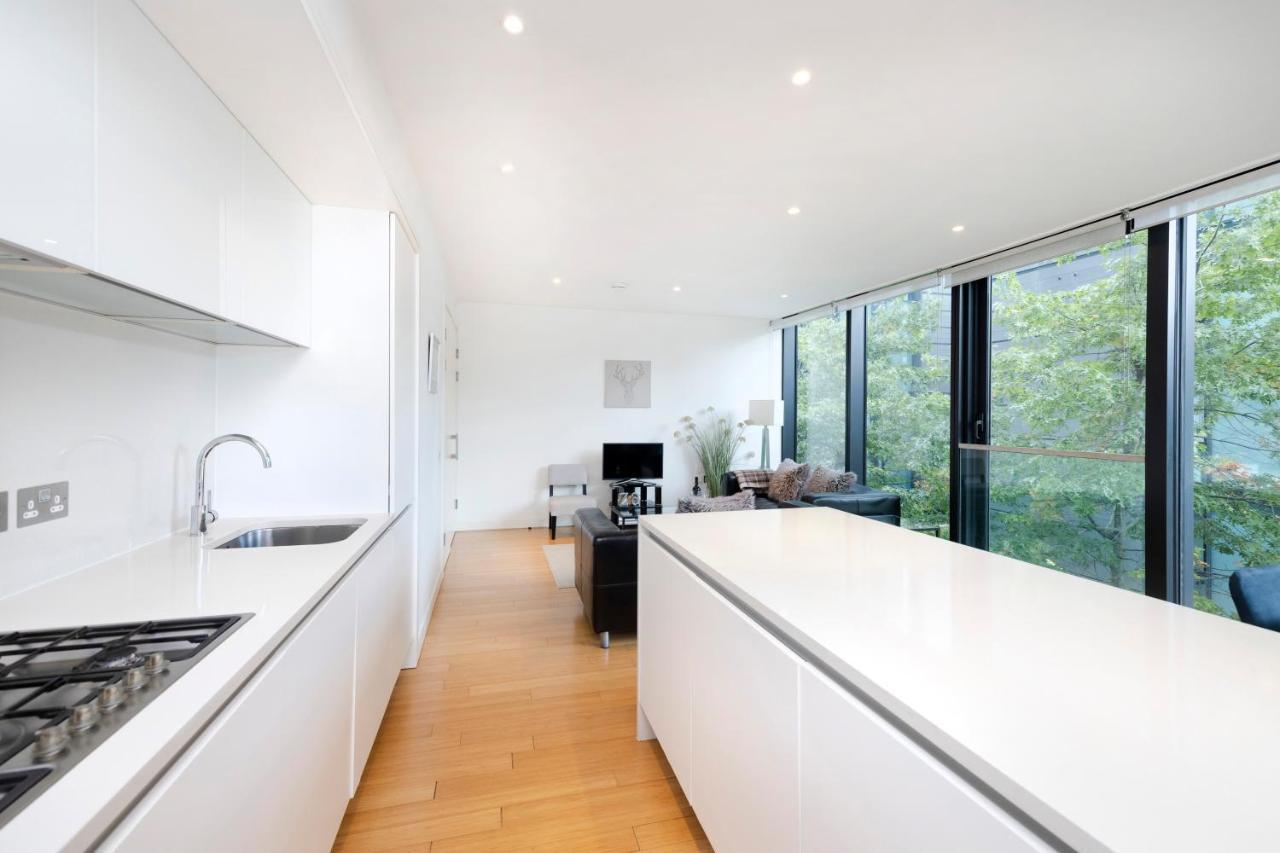 Altido Elegant Flat Near The Meadows With Parking EDI Exterior photo